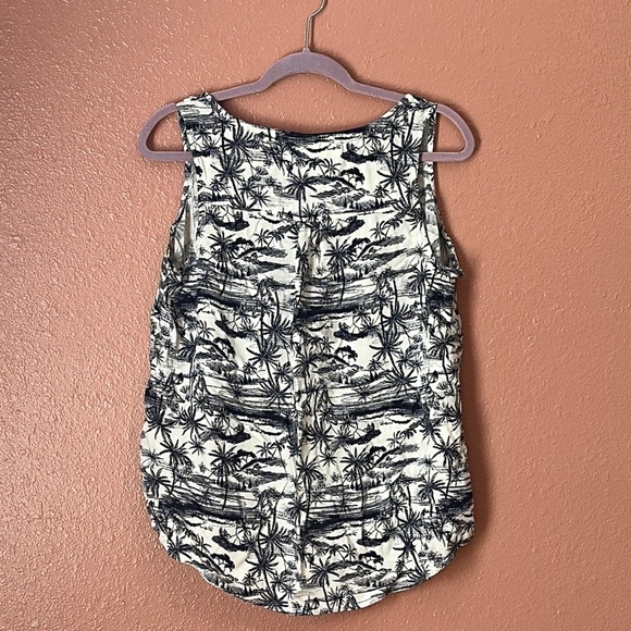 Torrid Top - Picture 2 of 2